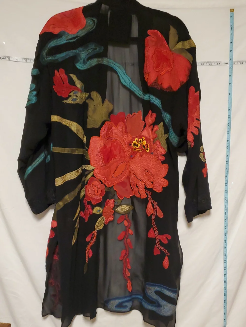 Rare Mito Chicos 100% Black Silk Kimono Robe Embroidered Applique Dramatic  M/L